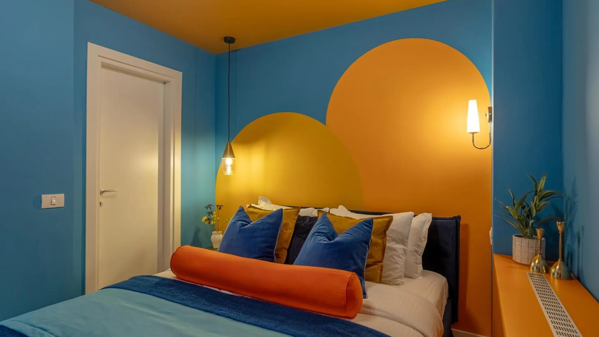 Wes Anderson In Bucharest Apartment 0*,