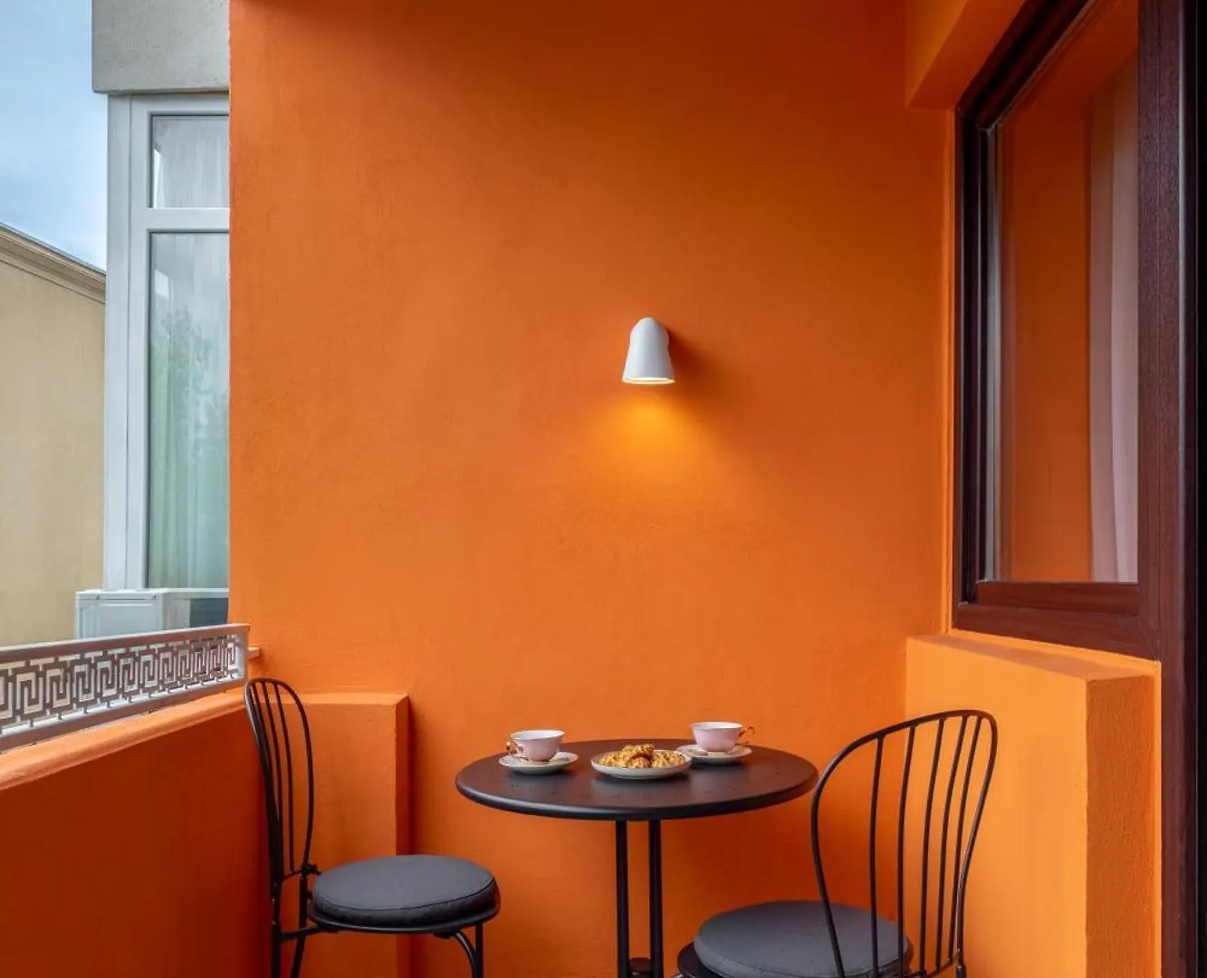 Wes Anderson In Bucharest Apartment
